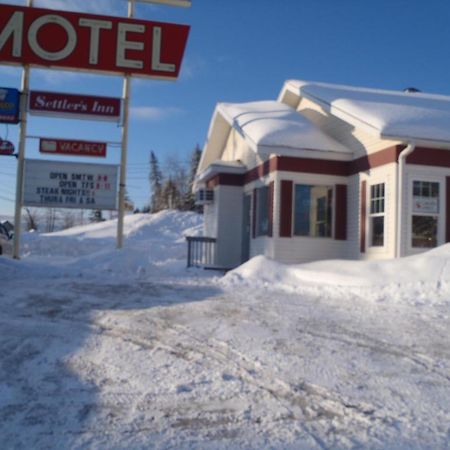 Settler'S Inn & Motel Plaster Rock Bagian luar foto