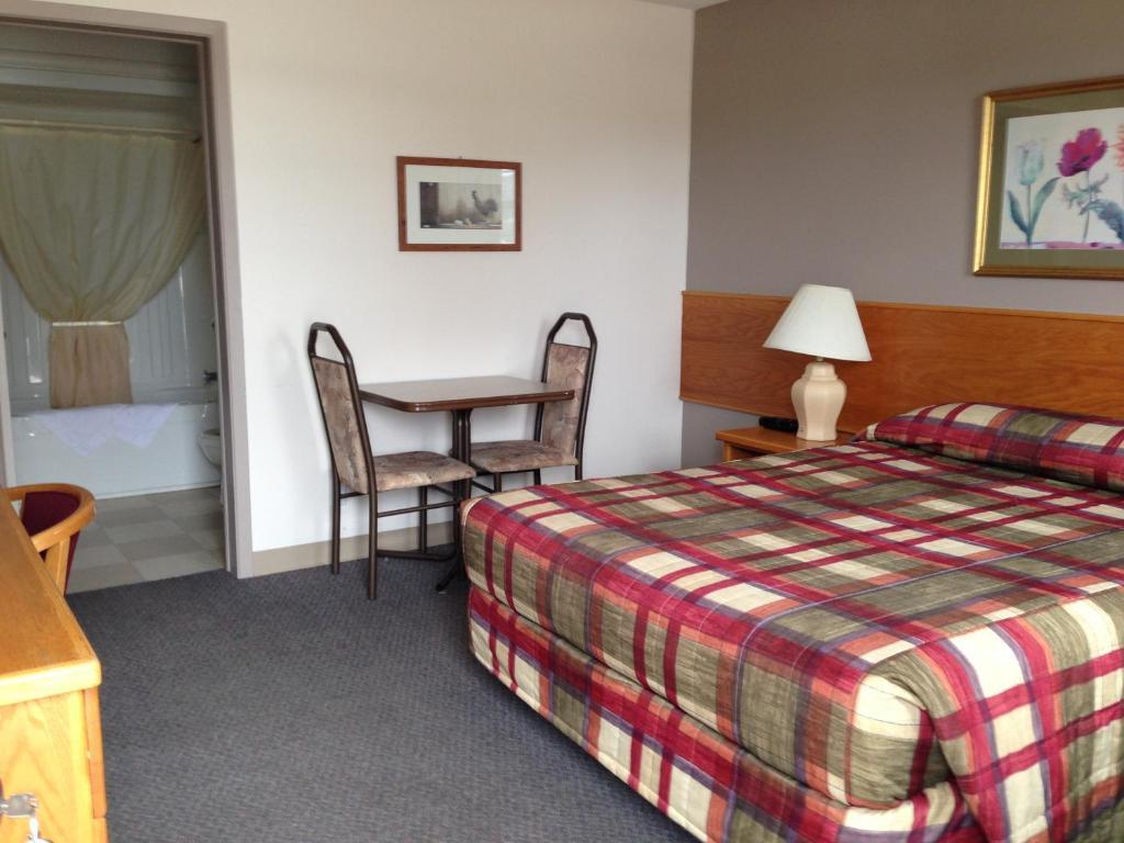 Settler'S Inn & Motel Plaster Rock Ruang foto