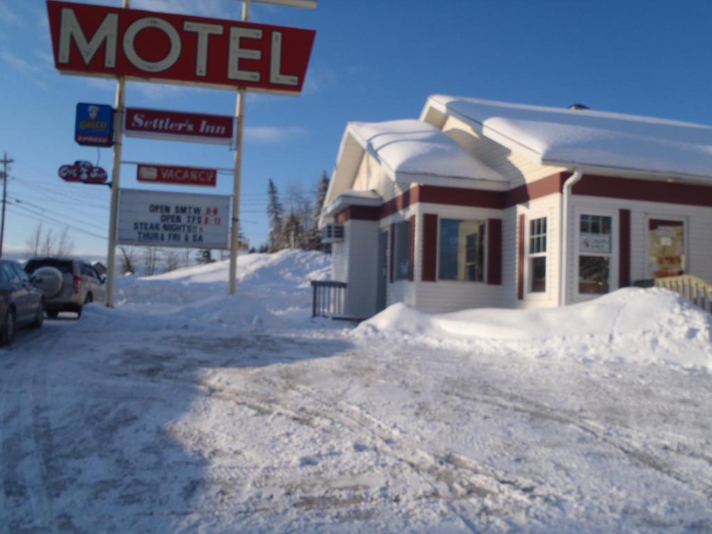 Settler'S Inn & Motel Plaster Rock Bagian luar foto
