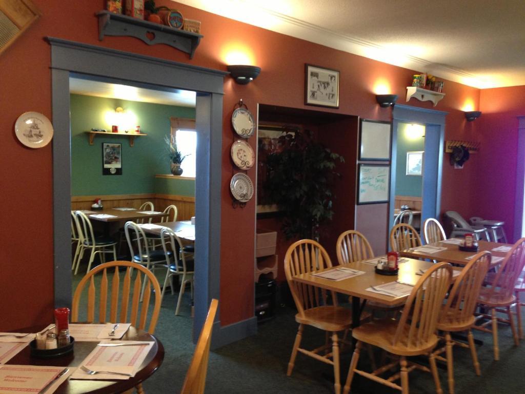 Settler'S Inn & Motel Plaster Rock Bagian luar foto